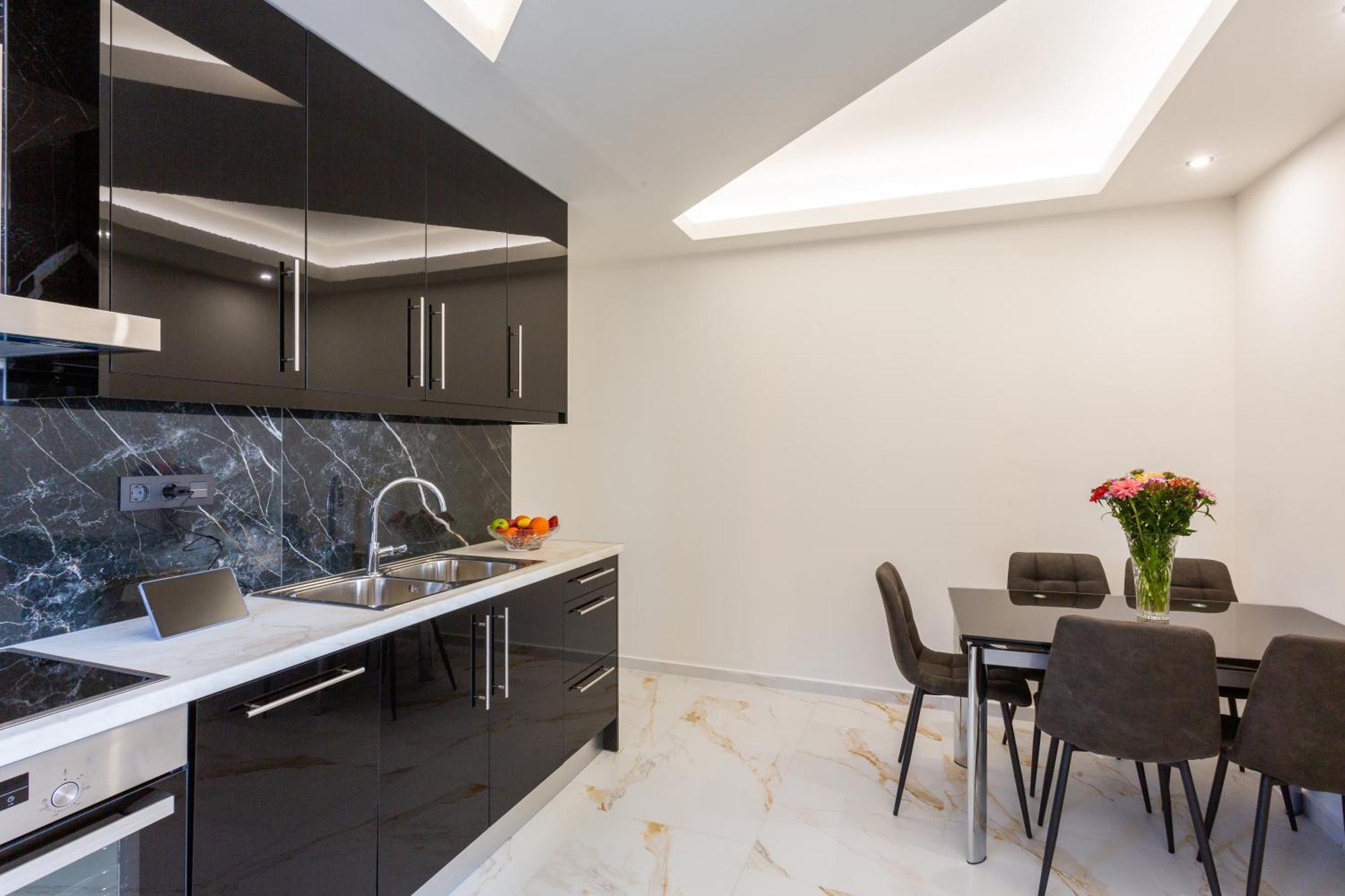 Marina Apartments Kardhamili Bagian luar foto