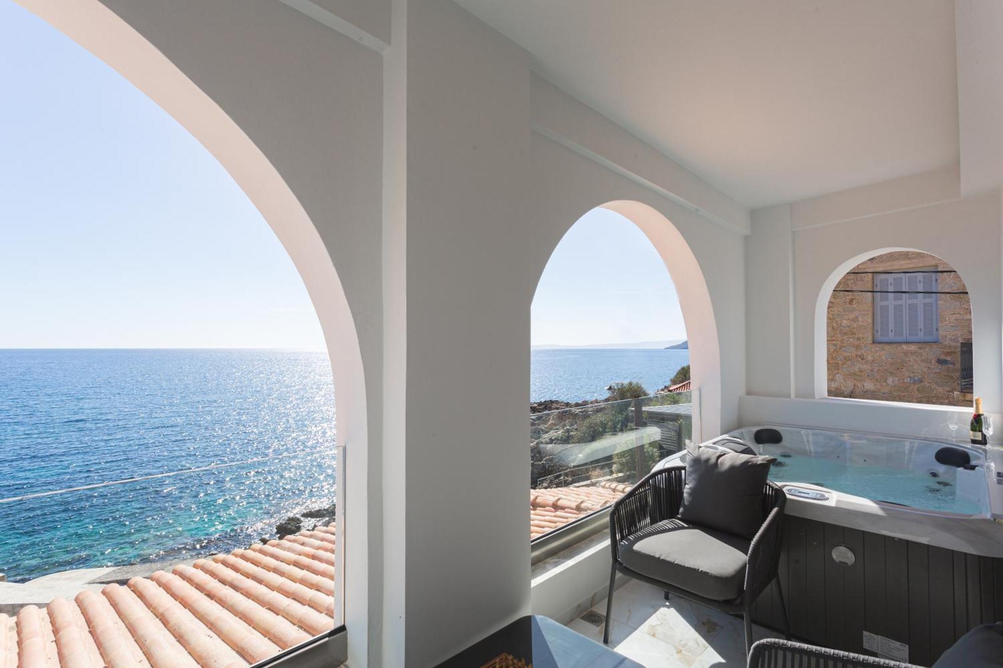 Marina Apartments Kardhamili Bagian luar foto