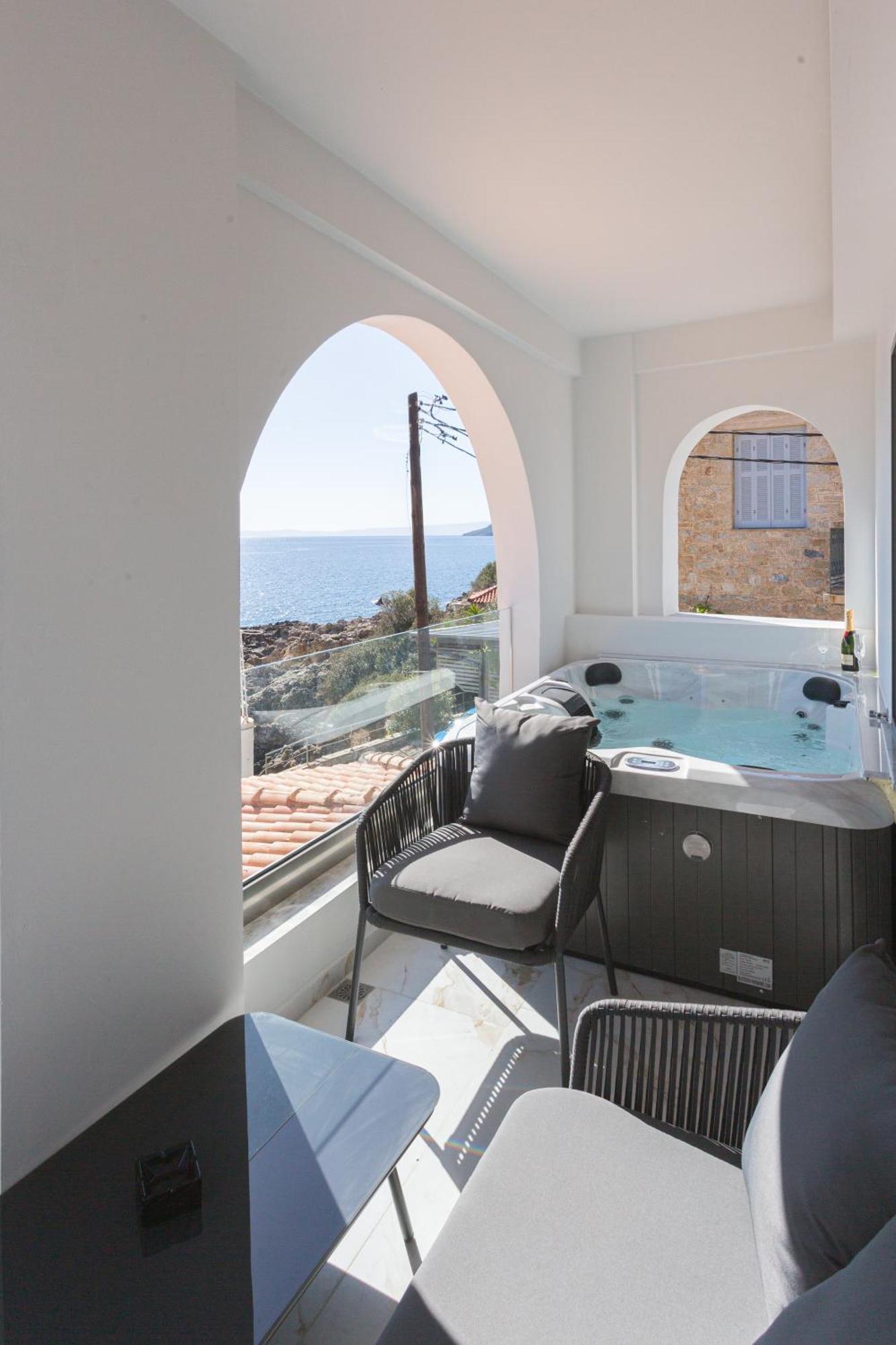 Marina Apartments Kardhamili Bagian luar foto