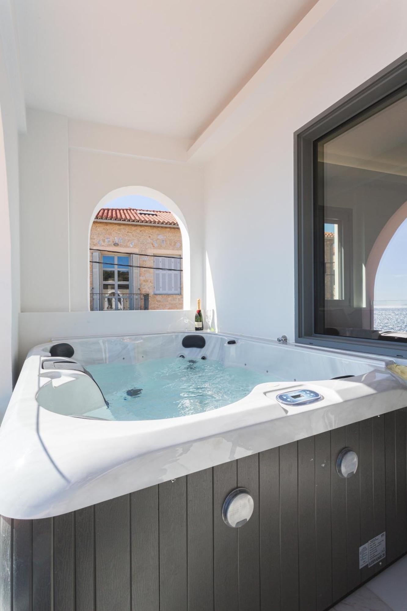 Marina Apartments Kardhamili Bagian luar foto