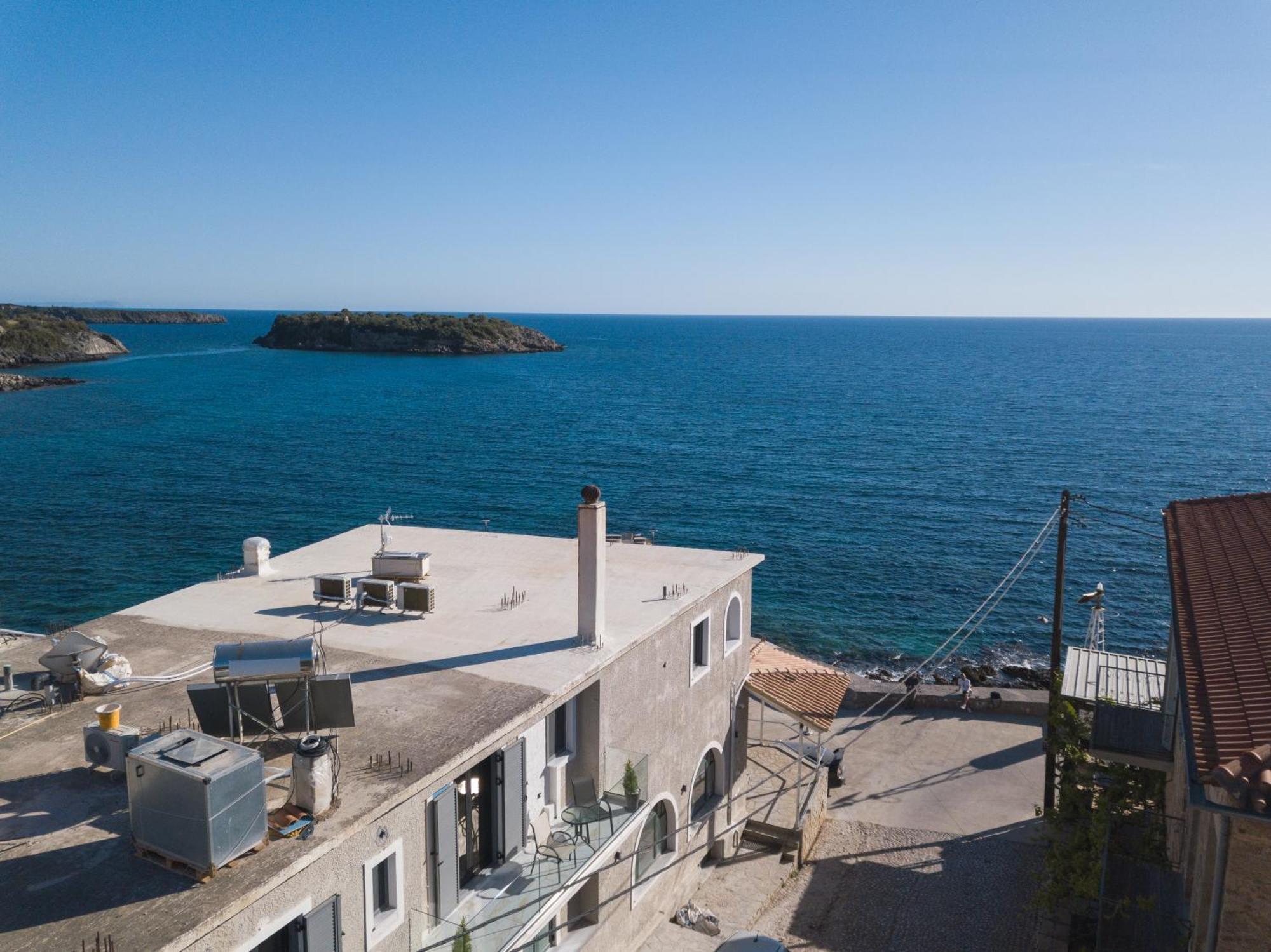 Marina Apartments Kardhamili Bagian luar foto