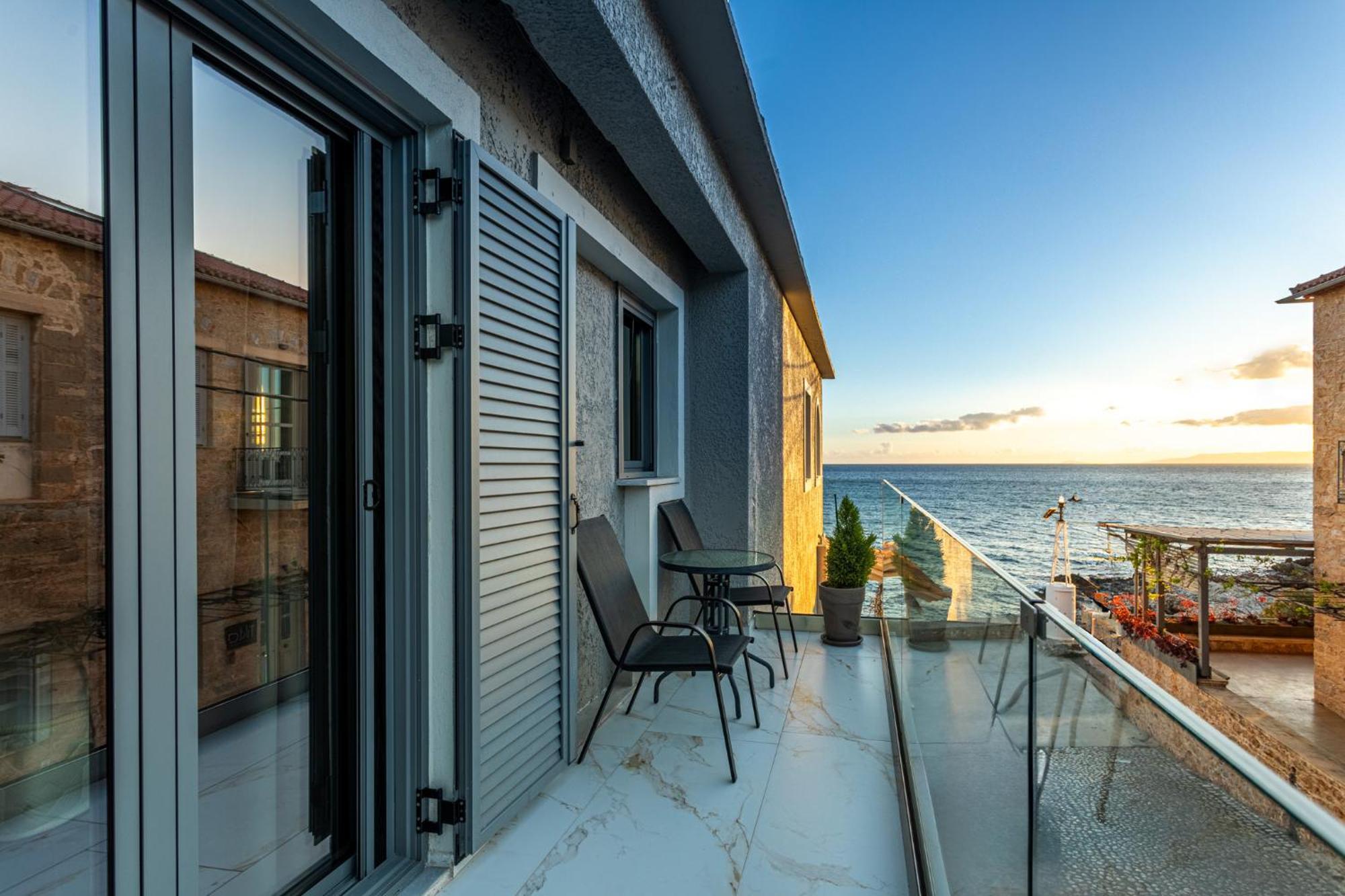 Marina Apartments Kardhamili Bagian luar foto